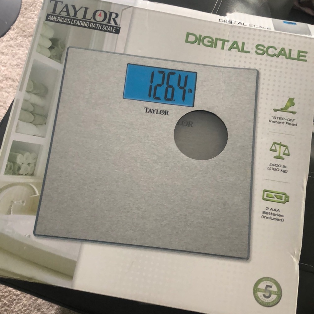 Used but clean scale. Works perfectly